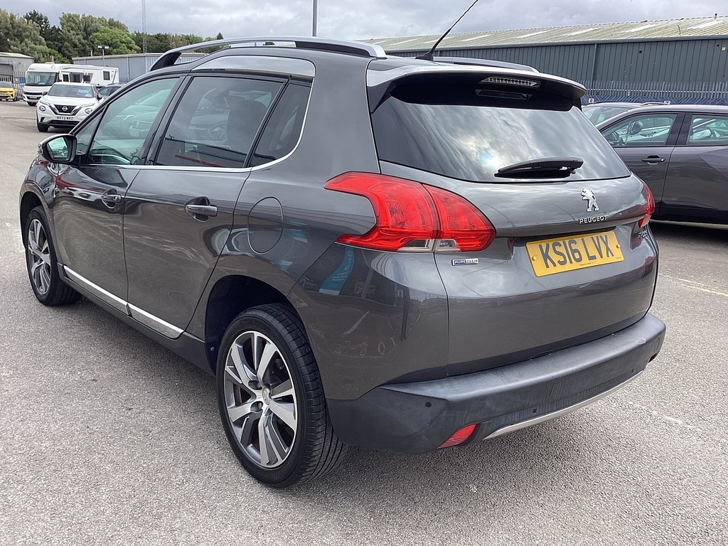 Peugeot 2008 Puretech Feline Grey #3