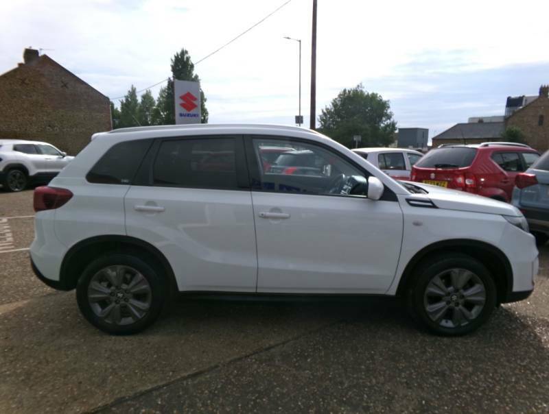 Suzuki Vitara 1.4 Boosterjet 48V Hybrid Sz-t White #4