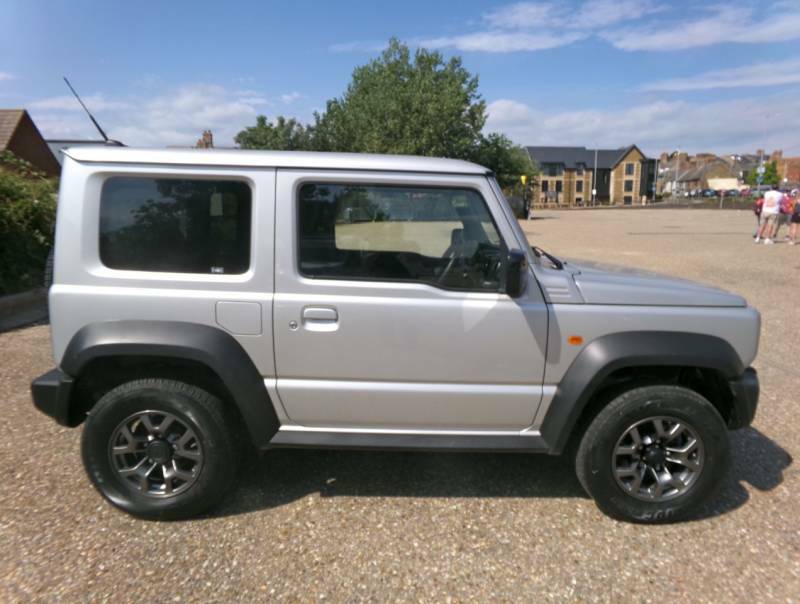Suzuki Jimny 1.5 Sz5 Allgrip Silver #4