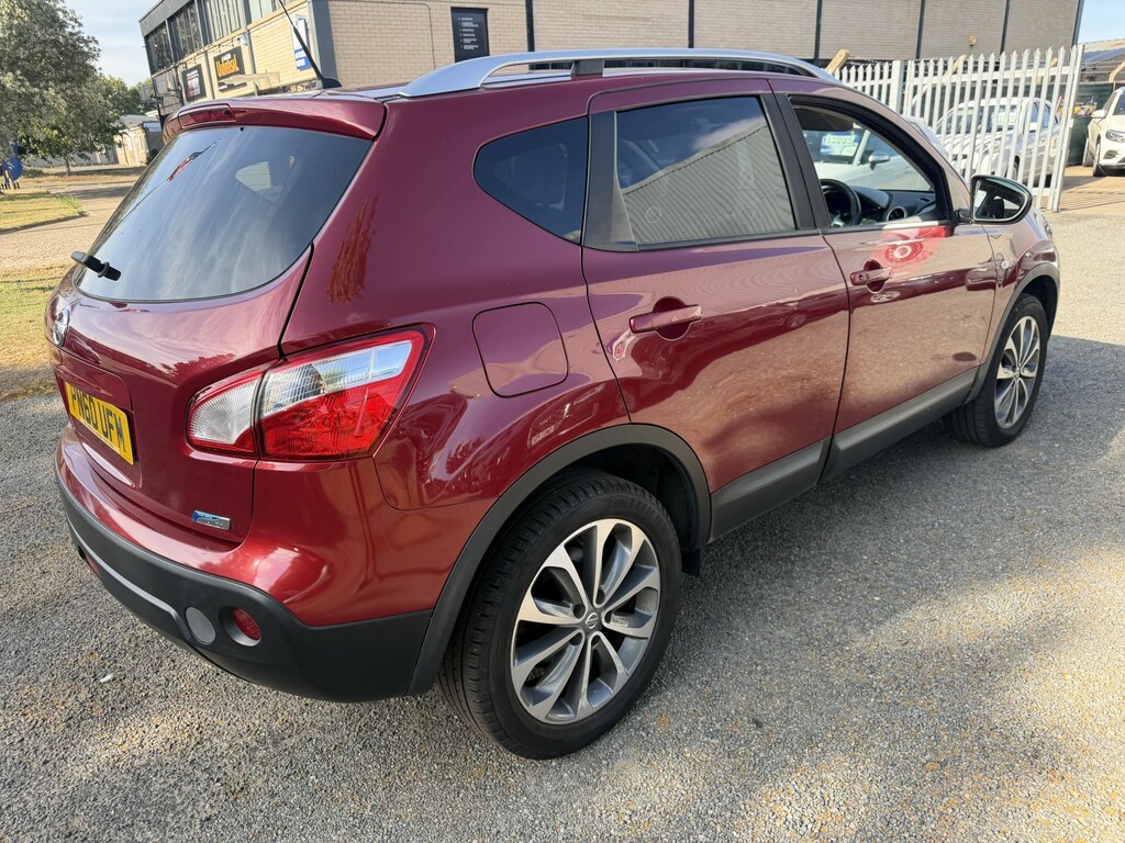 Nissan Qashqai 1.5 Dci Tekna 2010 Red #4