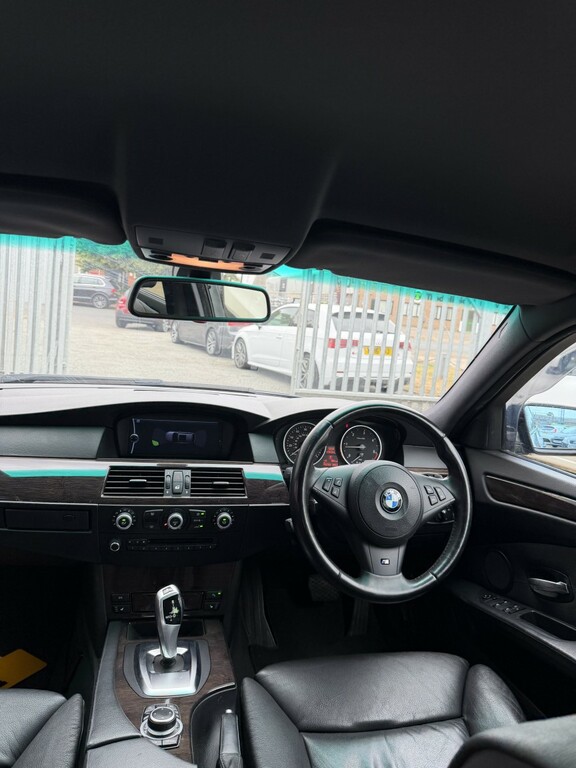 BMW 5 Series 525I Se Black #9