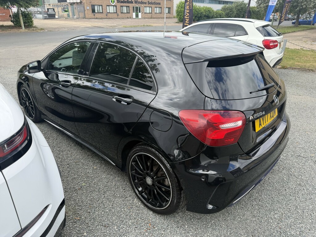 Mercedes-Benz A Class 2.1 A200d Amg Line 2017 Black