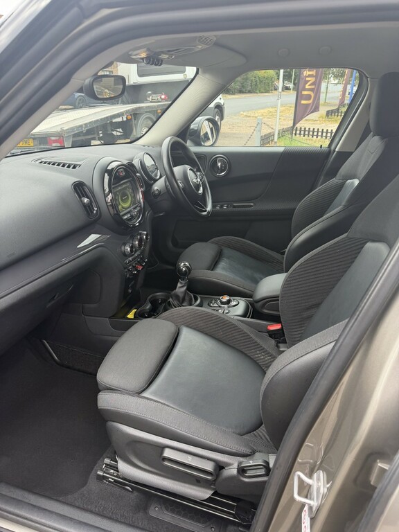 Mini Countryman 1.5 Cooper Black #8