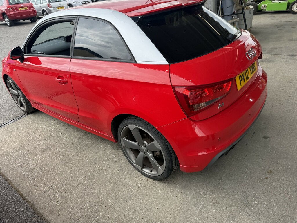 Audi A1 1.4 Tfsi S Line Euro 5 Ss White #2