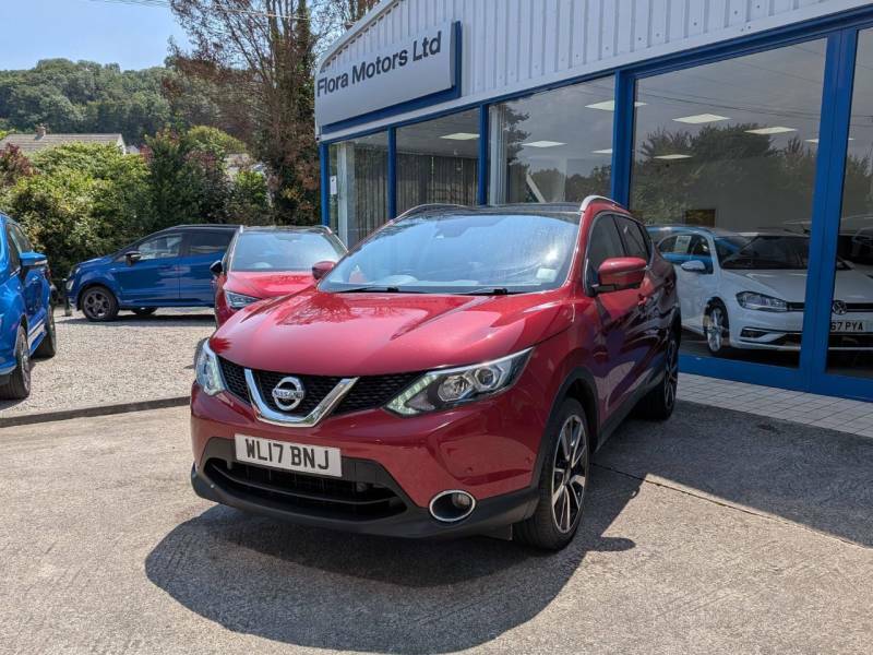 Nissan Qashqai 1.6 Dig-t Tekna Non-panoramic - 2017 17 Red