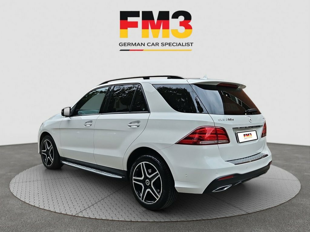Mercedes-Benz GLE Class 2.1L Amg Night Edition White #5