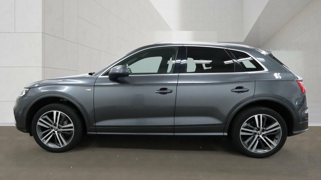 Audi Q5 2L S Line DC18SZR Grey #6