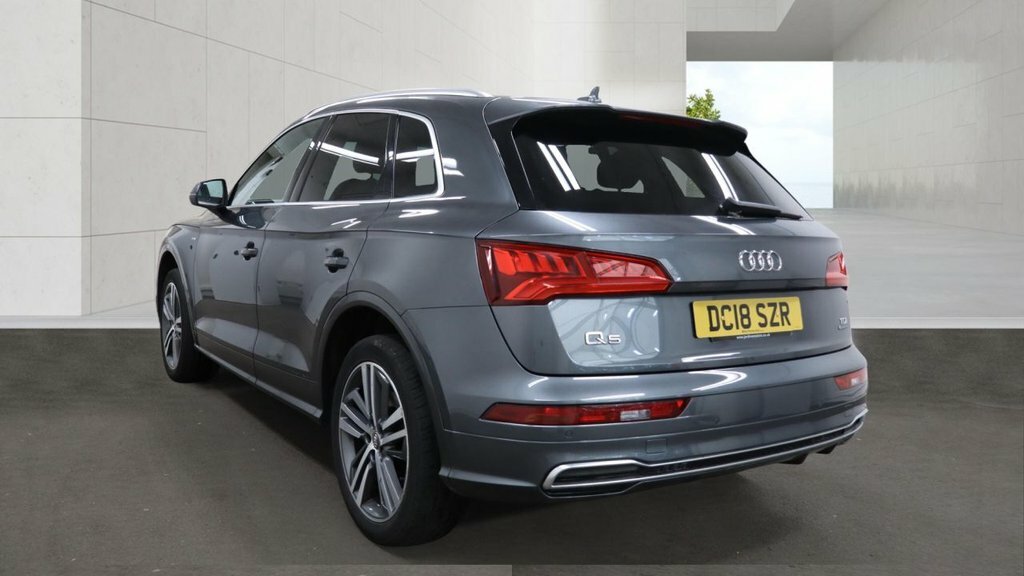 Audi Q5 2L S Line DC18SZR Grey #3