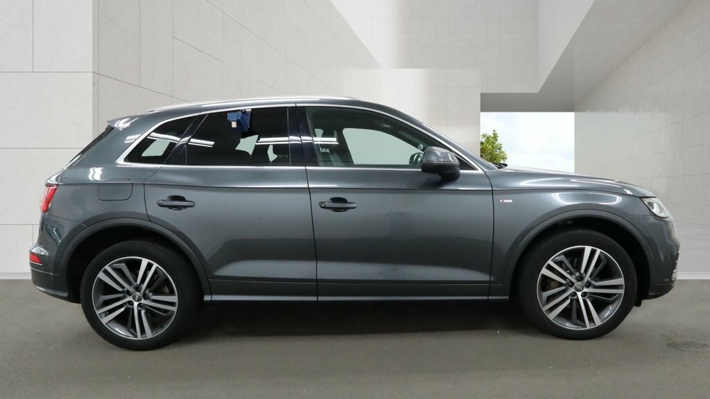 Audi Q5 2L S Line DC18SZR Grey #5