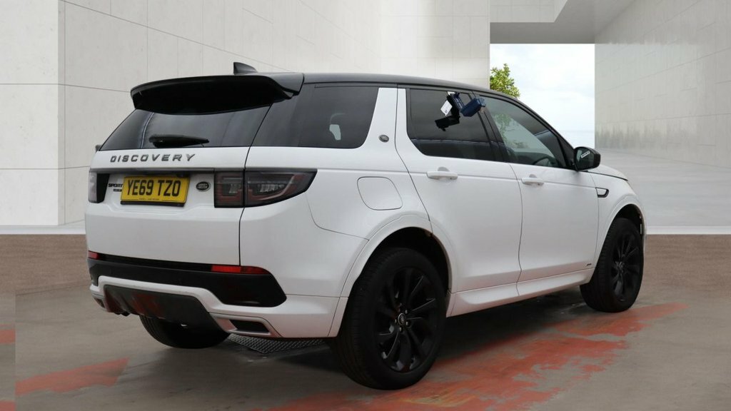 Land Rover Discovery Sport 2L R-dynamic Se White #4