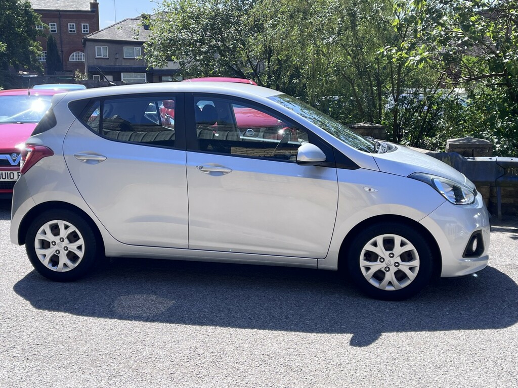 Hyundai I10 1.2 Se Hatchback Euro 5 87 Ps Silver #6