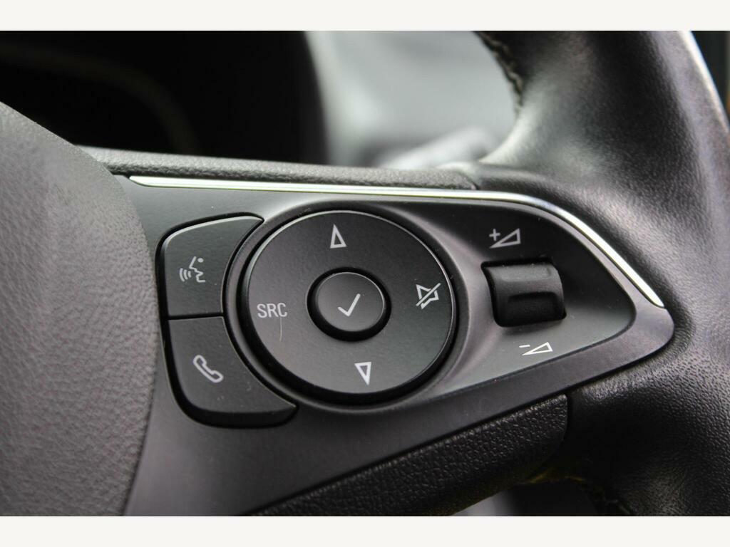 Vauxhall Combo-e Life 100Kw Design XL 50Kwh 7 Seat Black #25