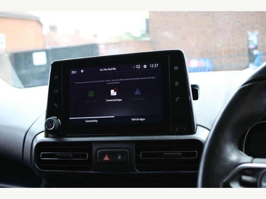 Vauxhall Combo-e Life 100Kw Design XL 50Kwh 7 Seat Black #29