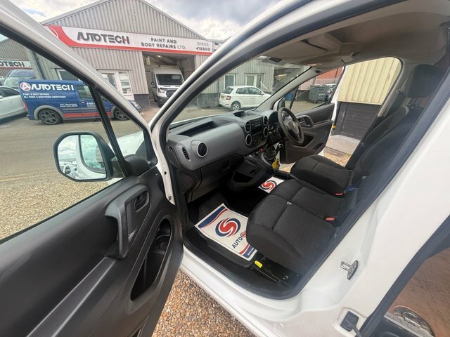 Citroen Berlingo Hdi 625 LX Panel White #5