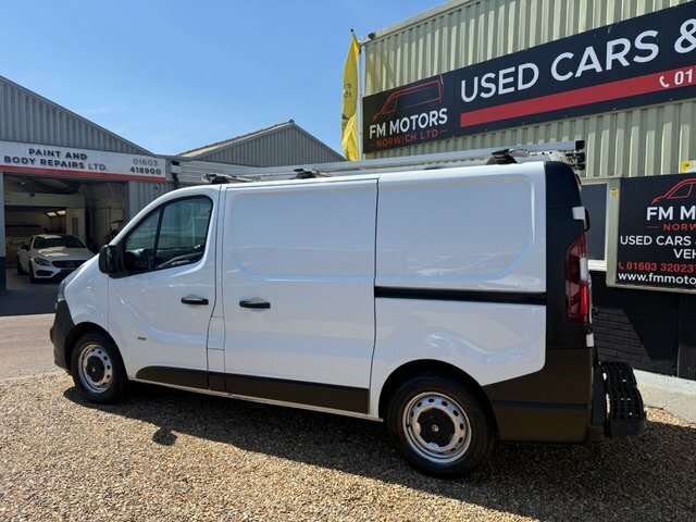 Vauxhall Vivaro Cdti 2900 Ecoflex Panel White #2