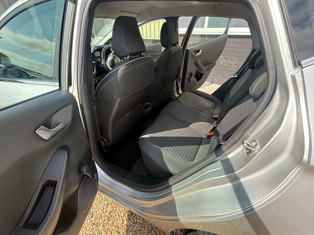 Ford Fiesta Ecoboost Zetec Hatchback Silver #5