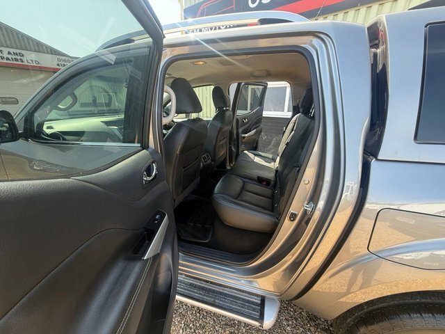 Nissan Navara Dci Tekna Pickup Double Grey #5