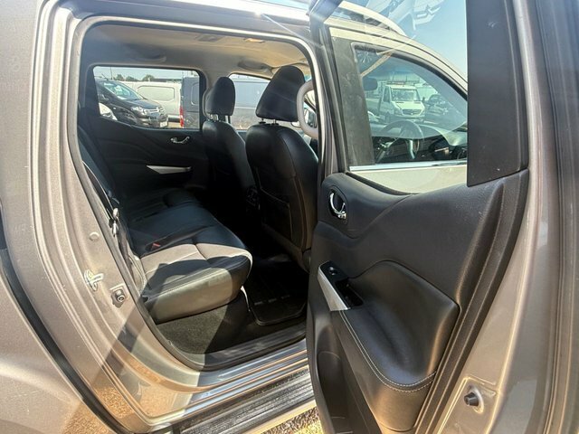 Nissan Navara Dci Tekna Pickup Double Grey #3