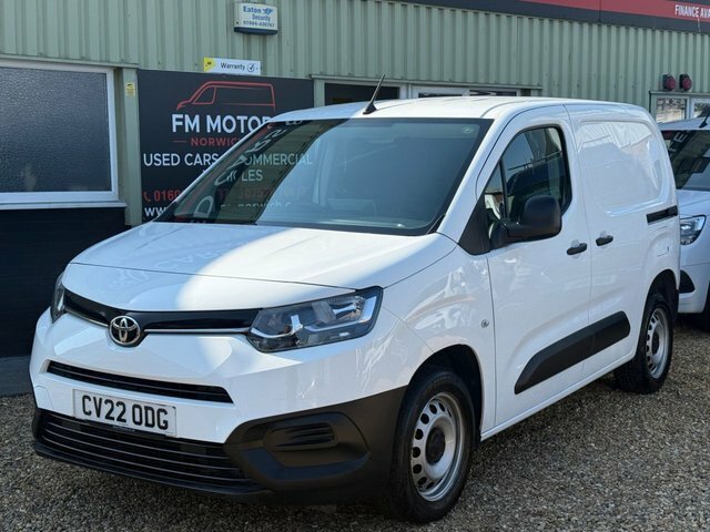 Toyota Proace City Bluehdi Active Short Panel White