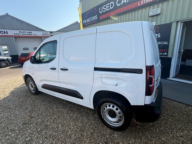 Toyota Proace City Bluehdi Active Short Panel White #2