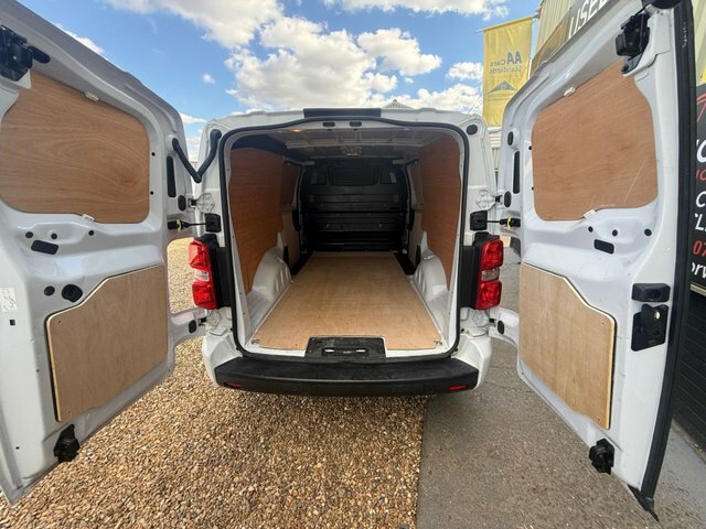 Vauxhall Vivaro Turbo D 2900 Pro White #5