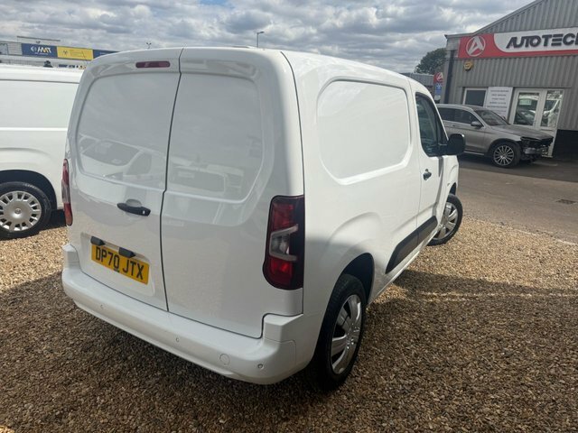 Vauxhall Combo Turbo D 2300 Sportive White
