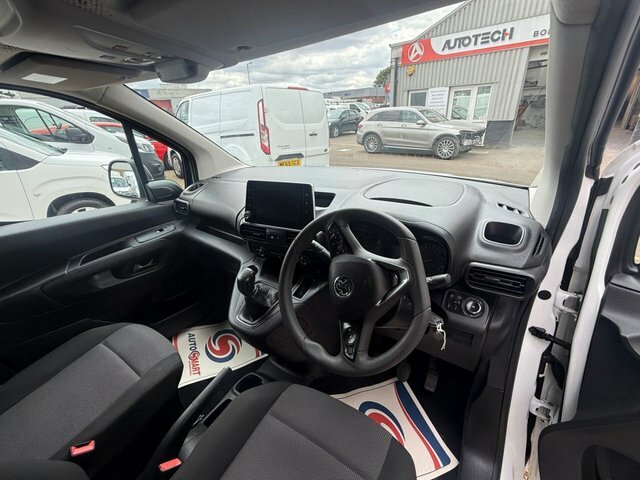 Vauxhall Combo 2300 1.5 Turbo D 100Ps H1 Sportive Van White #11
