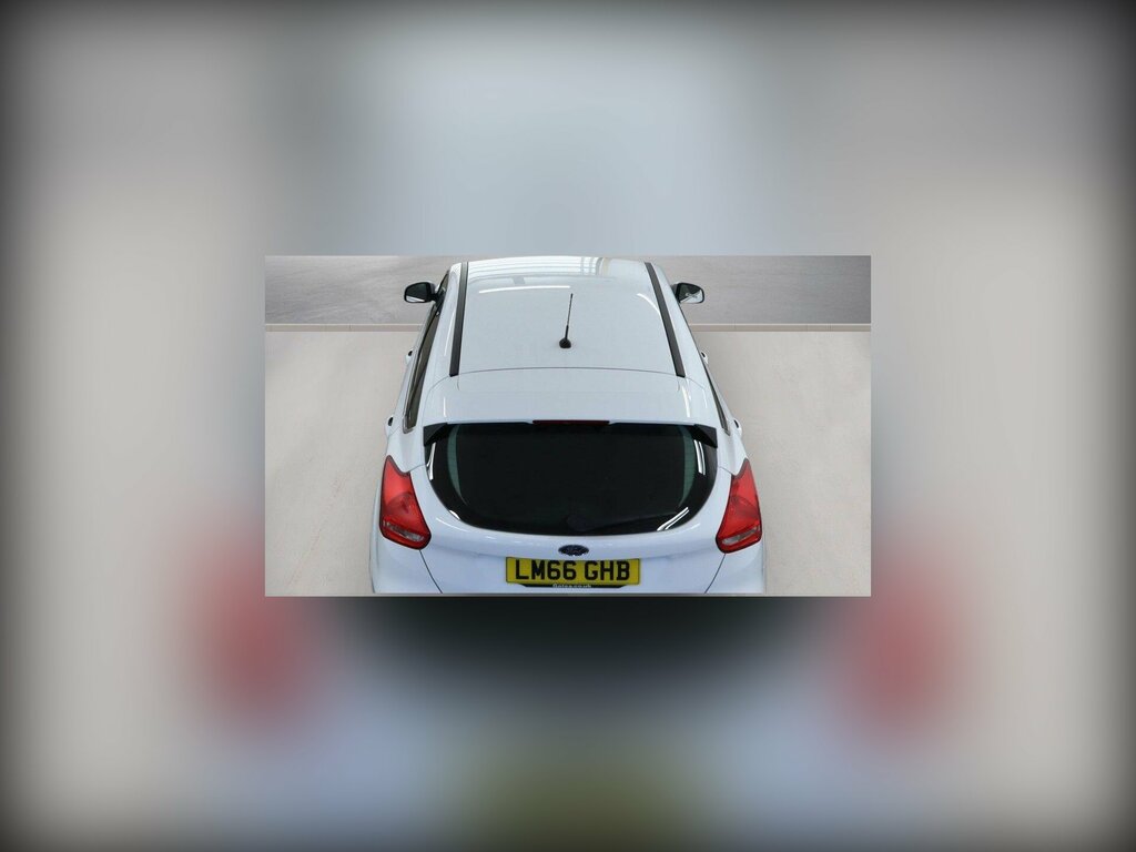 Ford Focus 1.0T Ecoboost Titanium X Euro 6 Ss White #4