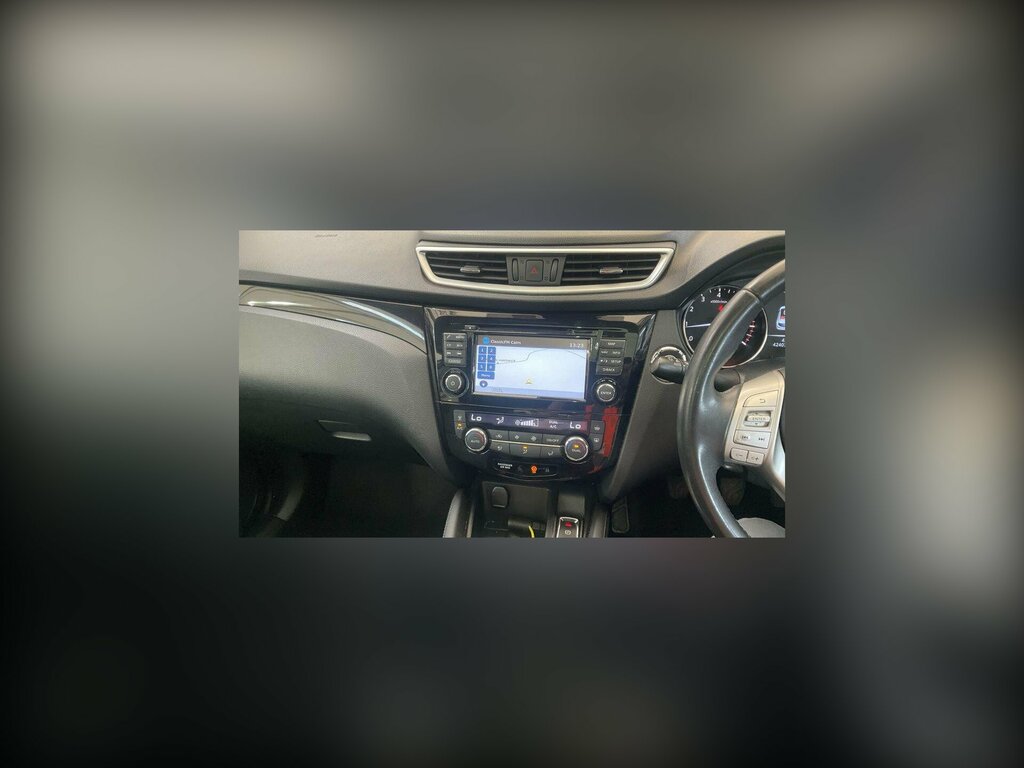 Nissan Qashqai 1.2 Dig-t Tekna 2Wd Euro 6 Ss White