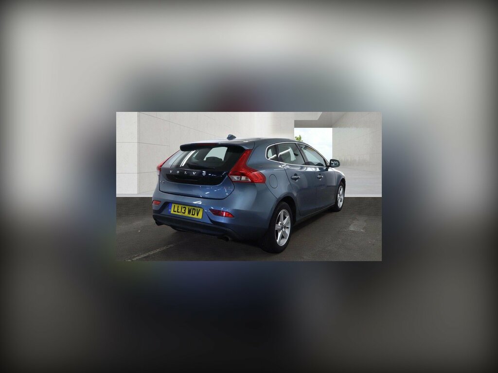 Volvo V40 D3 Se Lux Nav Black #7