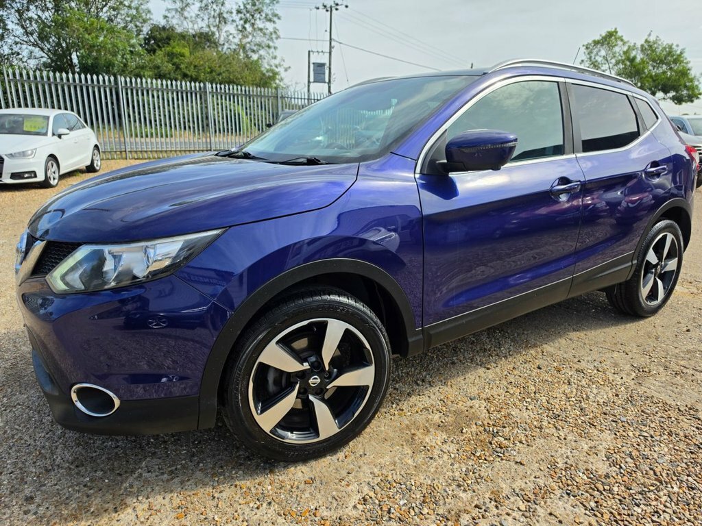 Nissan Qashqai 1.2L N-connecta Blue