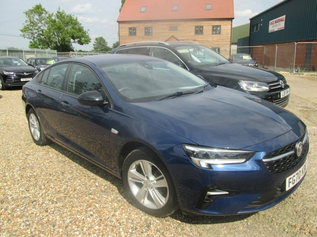 Vauxhall Insignia 2L Se Nav Blue