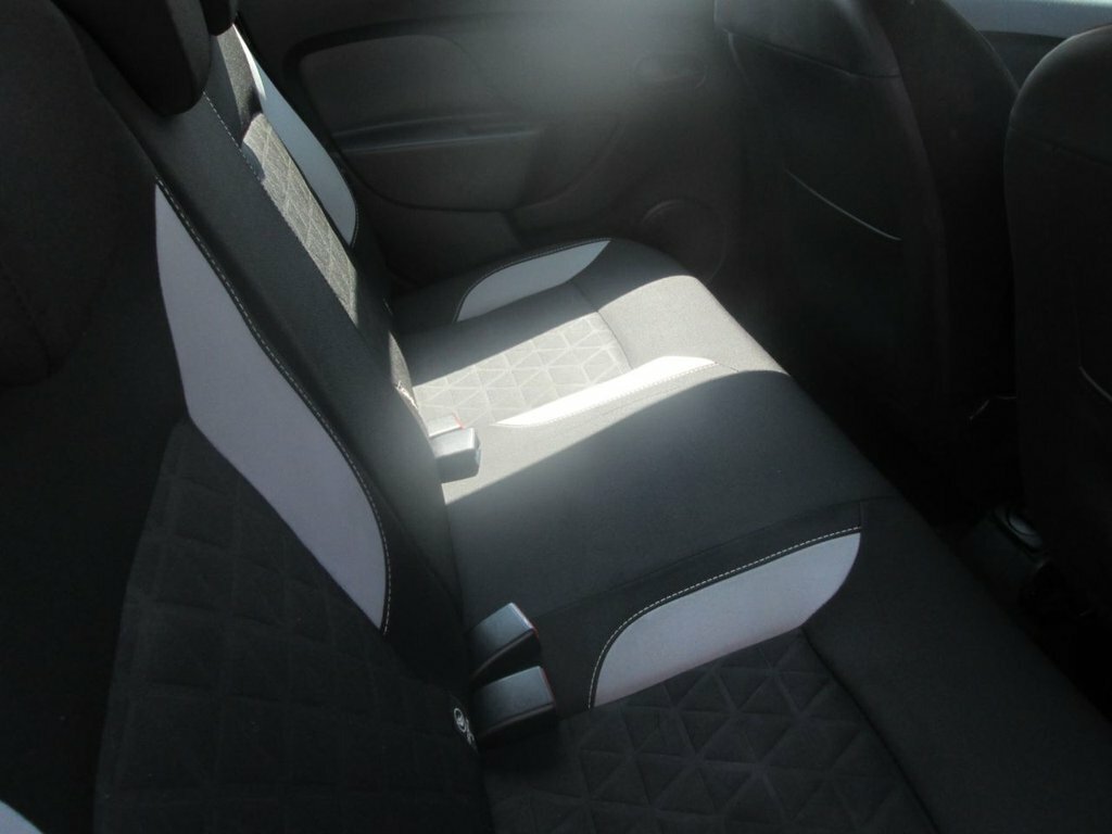 Dacia Sandero Stepway 1.5L Laureate CU65MJE White #4