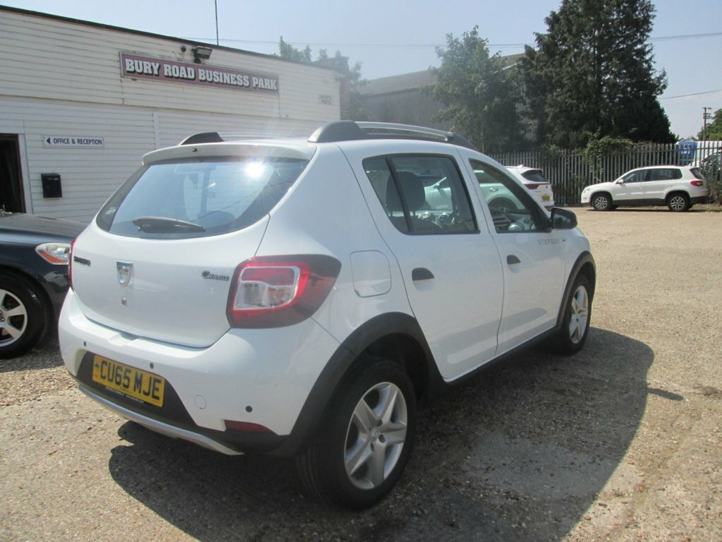 Dacia Sandero Stepway 1.5L Laureate CU65MJE White #3