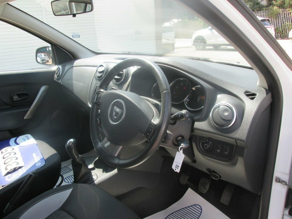 Dacia Sandero Stepway 1.5L Laureate CU65MJE White #5