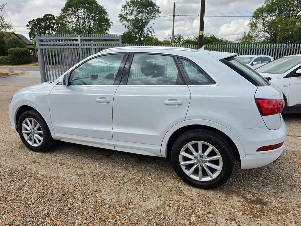 Audi Q3 1.4L Sport White #6
