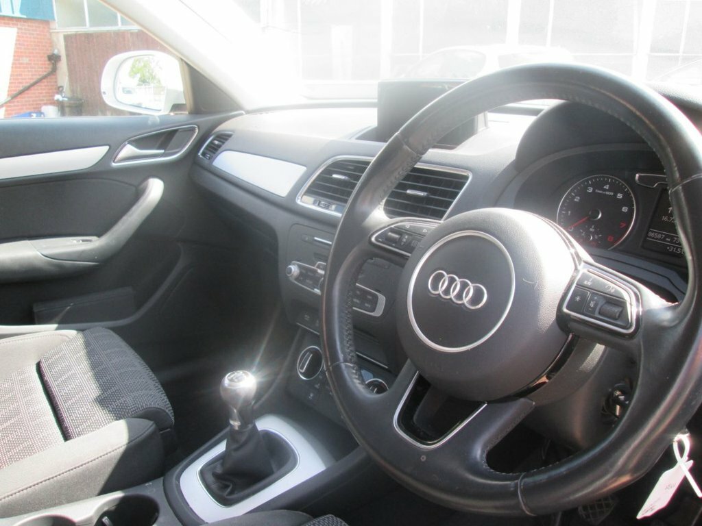Audi Q3 1.4L Sport MD17EWV White #5