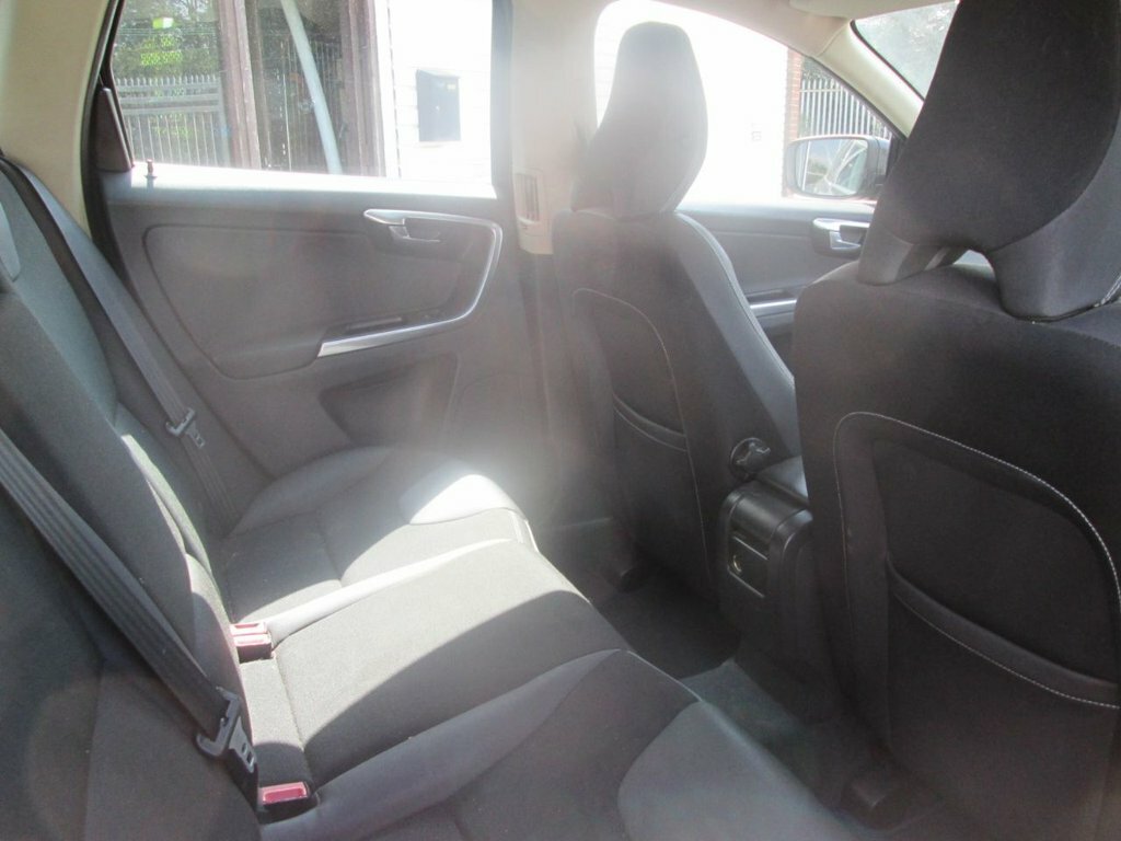 Volvo XC60 Se Black #11