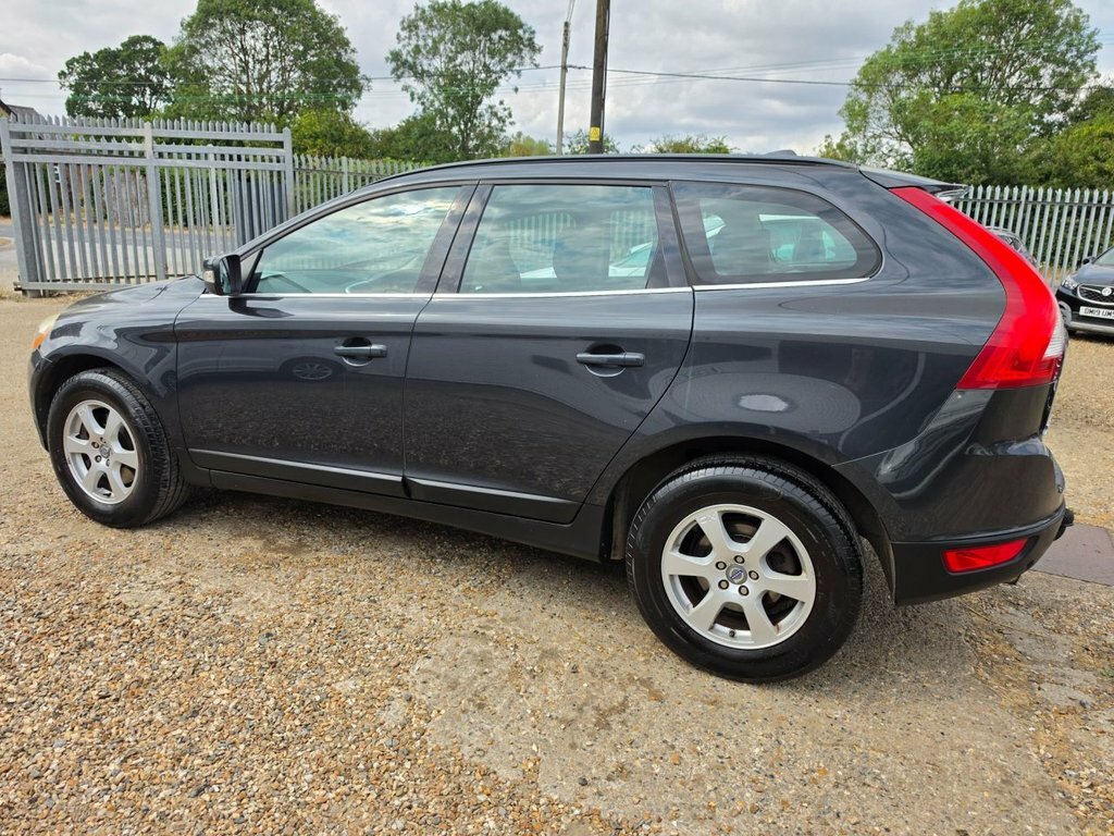 Volvo XC60 2L Se Grey #5