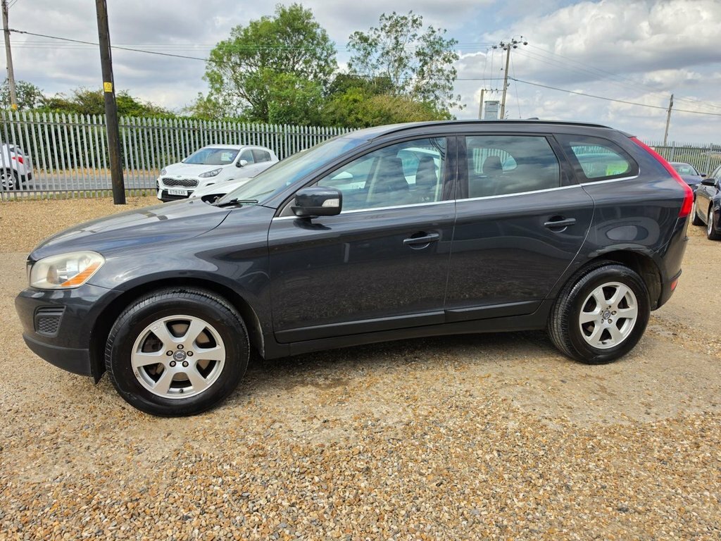 Volvo XC60 2L Se Grey #3