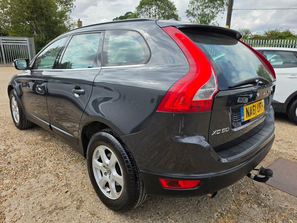 Volvo XC60 2L Se Grey #6