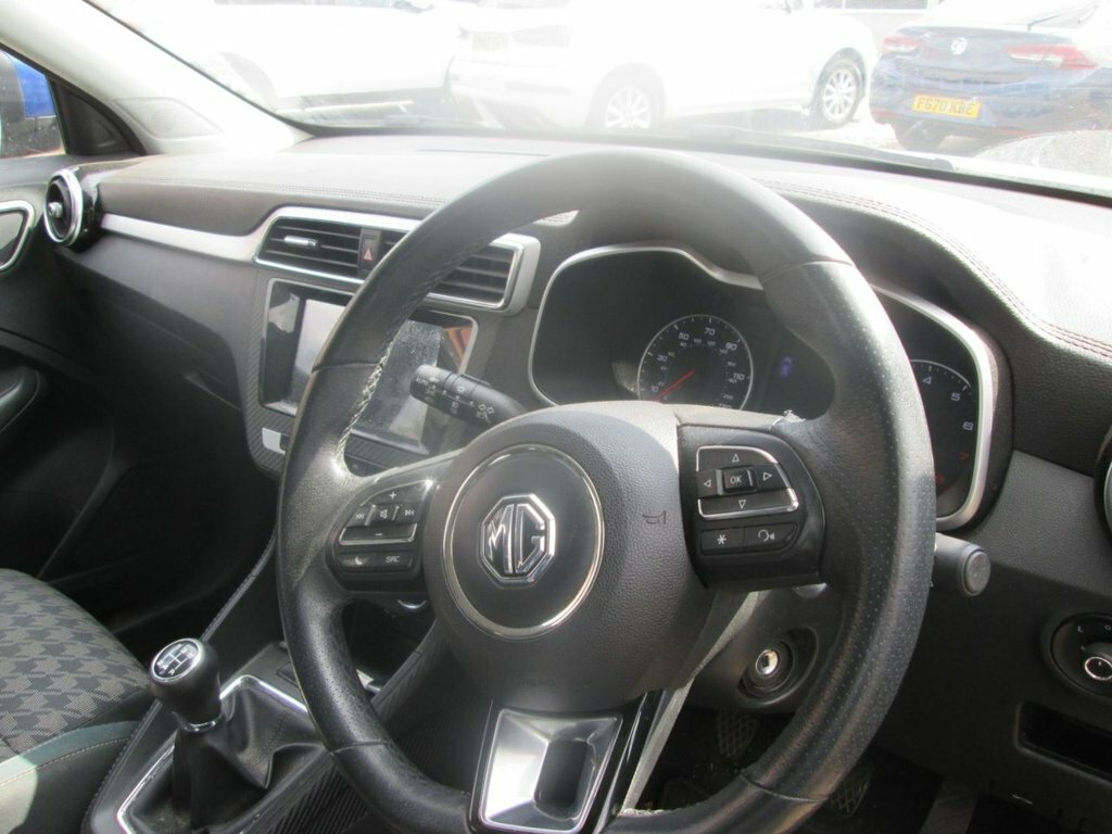 MG ZS 1.5 Vti-tech Exclusive Euro 6 Ss Black #4