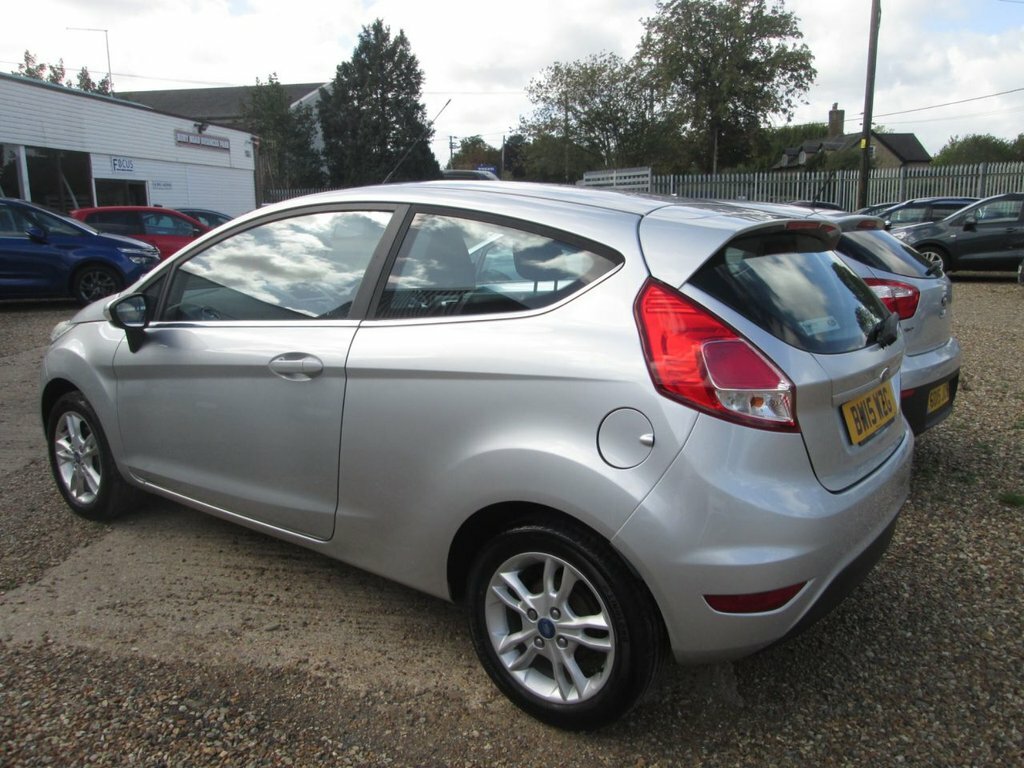 Ford Fiesta 1.3L Zetec Silver #5