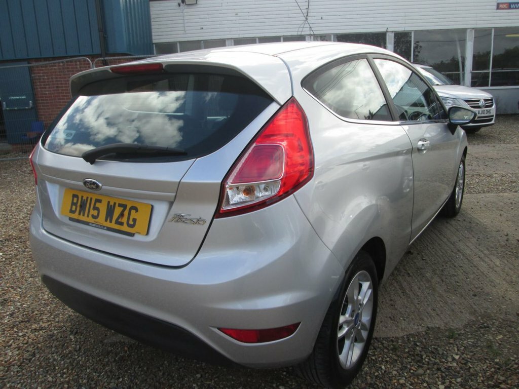 Ford Fiesta 1.3L Zetec Silver #6