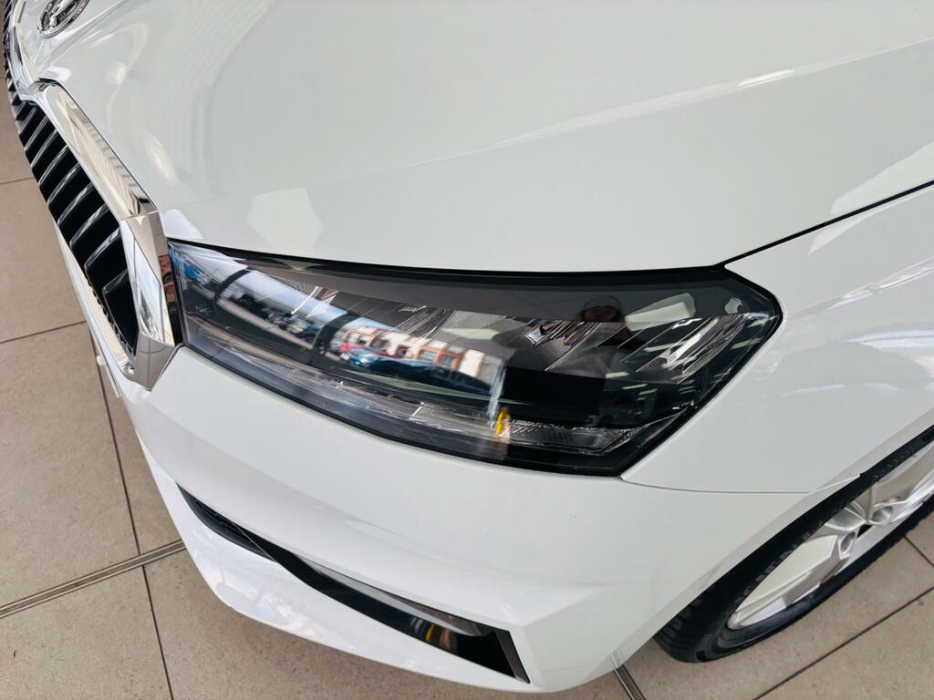 Skoda Fabia 1.0 Mpi Se Comfort Euro 6 Ss White #12