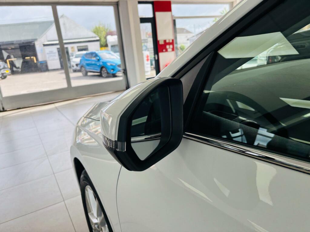Skoda Fabia 1.0 Mpi Se Comfort Euro 6 Ss White #14