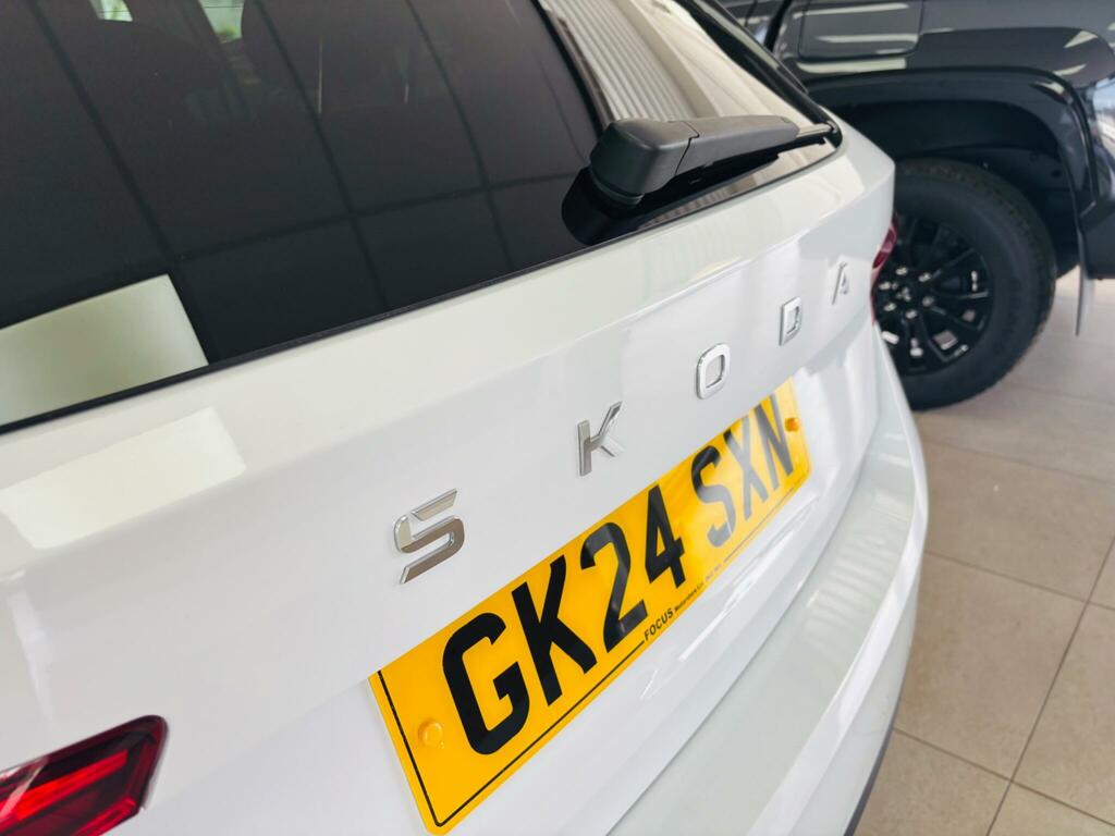 Skoda Fabia 1.0 Mpi Se Comfort Euro 6 Ss White #18