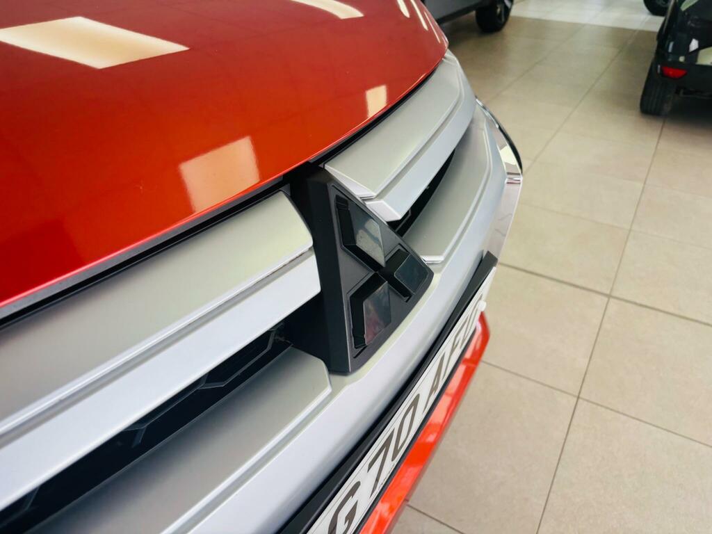 Mitsubishi L200 Pickup 2.4 Di-d Dc Barbarian 201616 Black #9