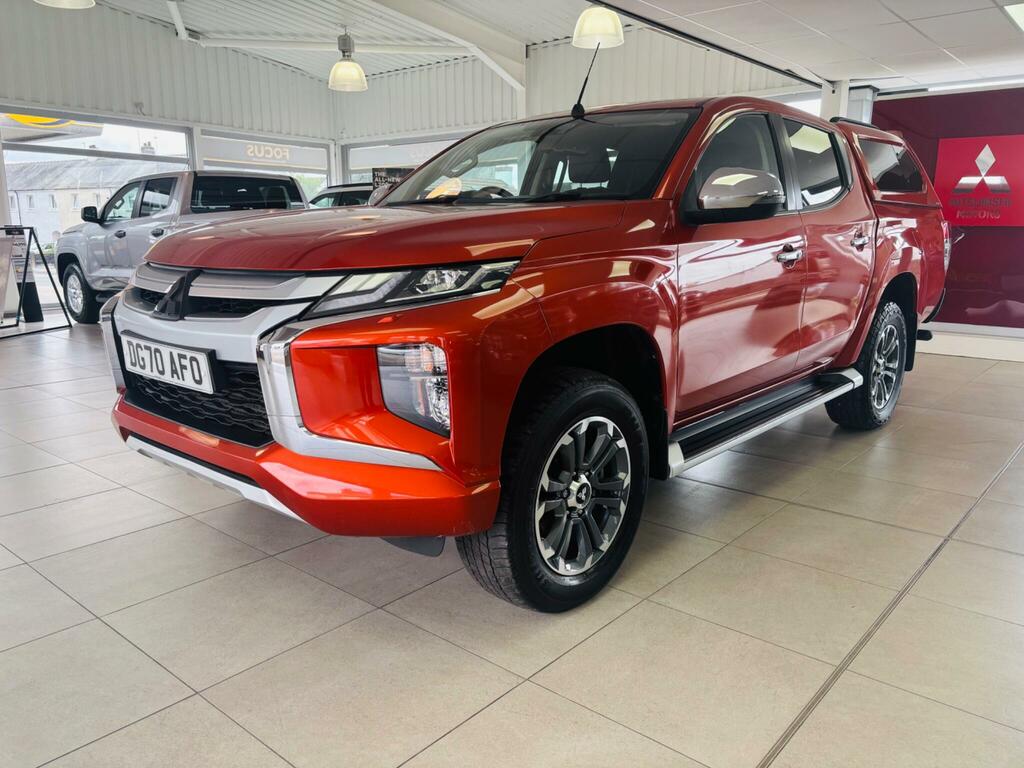 Mitsubishi L200 2.4 Bi-turbo Barbarian Pickup Double Cab Diese Orange #5