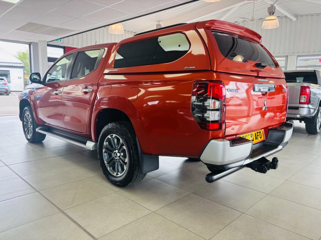 Mitsubishi L200 2.4 Bi-turbo Barbarian Pickup Double Cab Diese Orange #4
